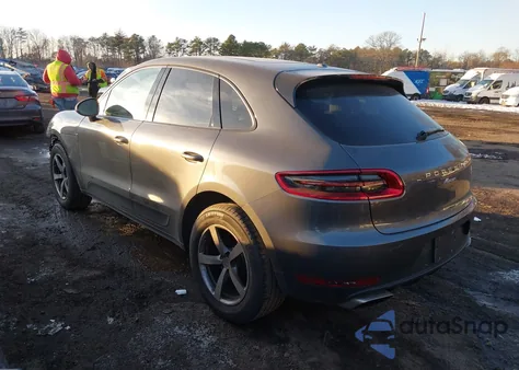 2018 Porsche Macan from USA, damaged, VIN WP1AA2A53JLB07341